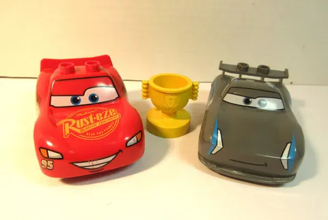 LEGO Duplo 10857: Lighting McQueen & Jackson Storm + Trophy EUC