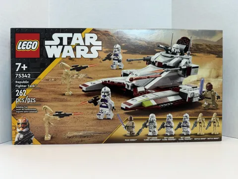 LEGO STAR WARS: Republic Fighter Tank (75342) RETIRED 6 Mini Fig Brand New! Mace