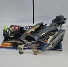 Lego Star Wars General Grievous Starfighter 8095 with minifigures, bundle