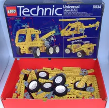 Vintage Lego Technic  Universal 8034 set with box