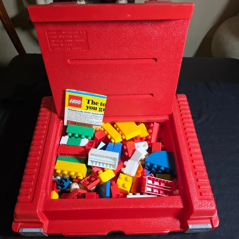 Vintage 1984 Lego Red Carrying Case with 142 Legos & Extra Bag of Misc Legos