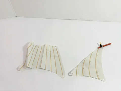 LEGO Pirates: 2 Sails Triangular and Rectang ONLY from Imperial Flagship 10210