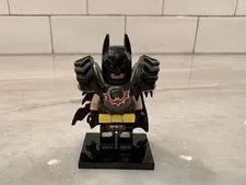 The LEGO Movie 2 Minifigure: Battle Ready Batman (Perfect Condition)