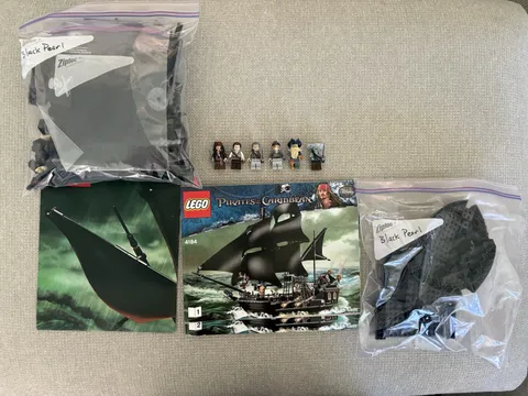 LEGO Pirates Black Pearl (4184) | Complete w/ Instructions & Minifigures