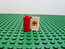 1976 LEGO White Brick 1x1x2 Shutter Holder White Shutter Red Cross 770#3581 3582