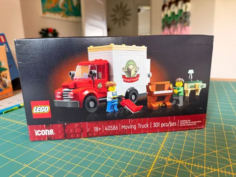 LEGO 🚚 Moving Truck 40586 - Retired! Brand New Sealed