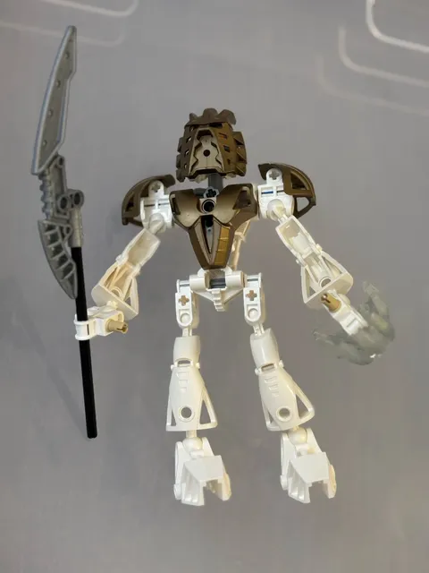 LEGO BIONICLE: Takanuva (8596) Complete figure Only Glitter Kanohi Avohkii Rare