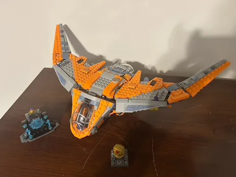 LEGO Marvel: Thanos: Ultimate Battle (76107) + Thor's Weapon Quest (76102)