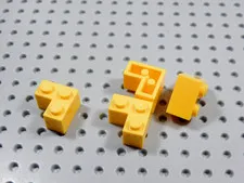 LEGO Lot of 4 Bright Yellow Orange 2x2 Corner Bricks BK
