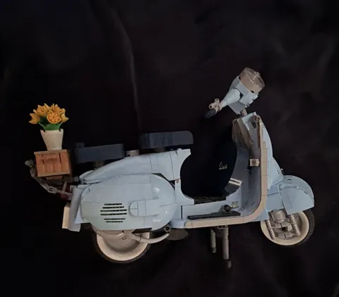 LEGO Icons Vespa 125 10298 Scooter 1106pcs 18+ Light Blue Custom Printed