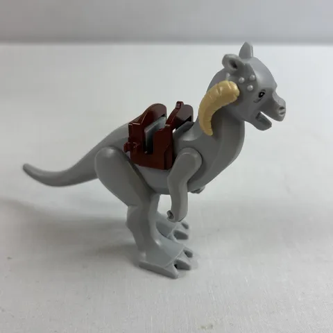 LEGO Star Wars Gray Tauntaun Animal Figure Hoth from Set 7879 7749 Minifigure