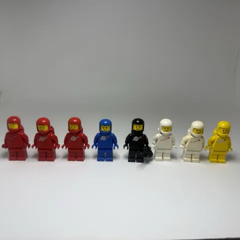 LEGO Classic Space Astronaut Spaceman Minifigure Lot Vintage 1980’s