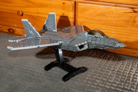 Brickmania f-22
