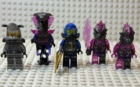 LEGO Ninjago Minifigure Lot njo353 njo701 njo756 njo759 x2 Scuba JayCrystal King