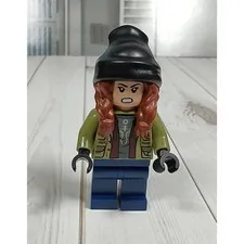 Lego Maisie Lockwood Minifigure Mini Figure from Jurassic World 76946
