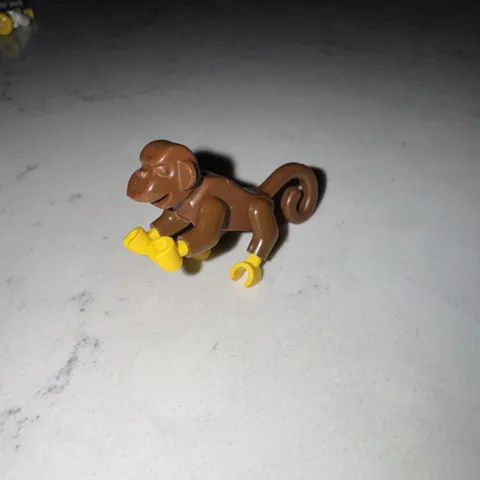 LEGO Vintage Classic Pirates Monkey Brown with Yellow Hands