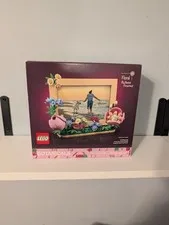 LEGO Botanicals Promotion: Floral Picture Frame (40916) New in Sealed Box