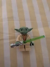 LEGO Star Wars Yoda Minifigure Figure w/ Green Lightsaber Weapon Plastic