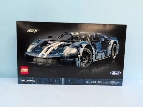 Lego 6425769 Technic 2022 Ford GT 1:12 Scale Super Car Model Kit For Adult 42154