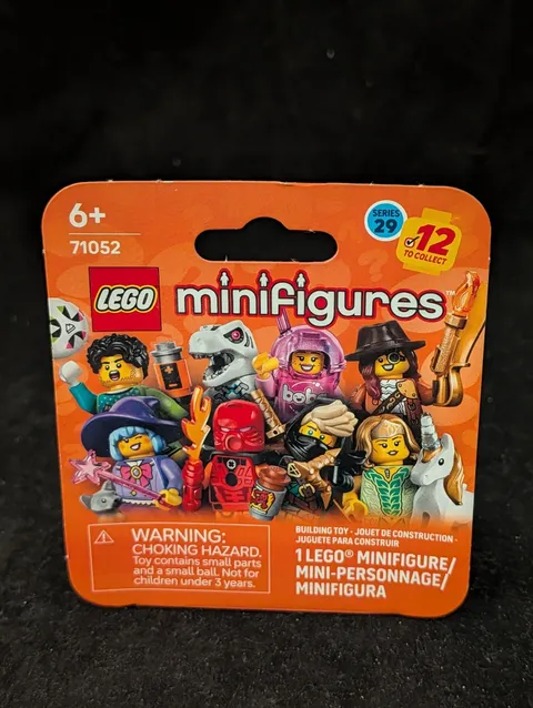 LEGO Minifigures Series 29 CMF Mysterious Ronin Minifigure (Lloyd) NIB