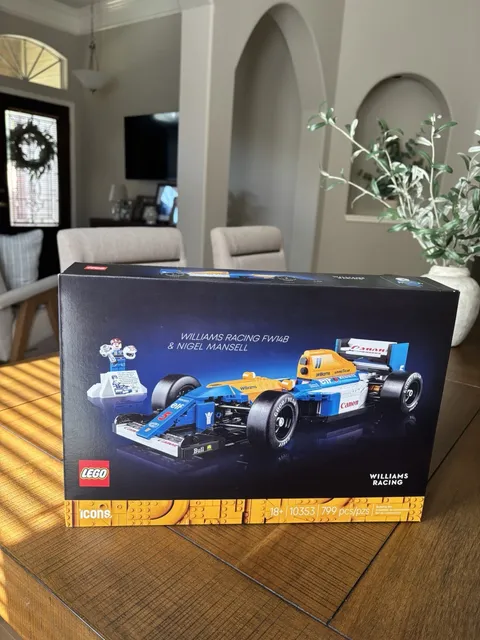 LEGO Icons: Williams Racing Fw14b & Nigel Mansell (10353)