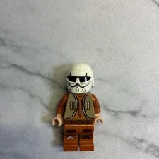 LEGO Minifigure Ezra Bridger- Dark Tan Vest, Helmet sw0574a