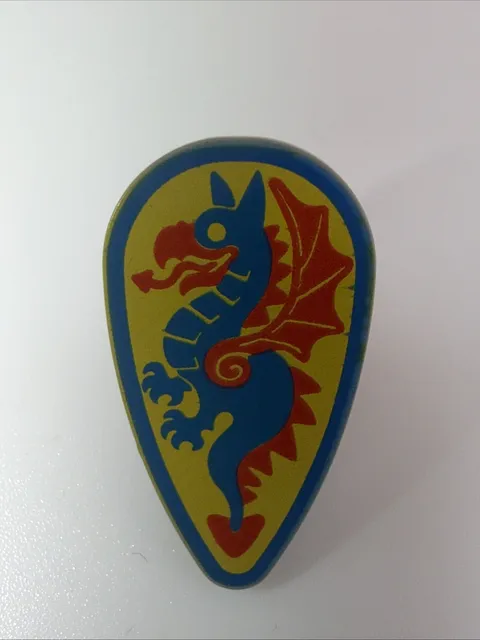 LEGO Old Gray Shield Oval w/Blue Red Dragon Yellow Background 6057 6009 #2586p4c