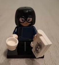 LEGO Incredibles Edna Model Minifigure with Accessories Disney Series 2 - 71024
