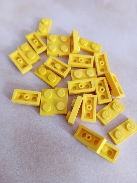 No 109 25x Lego Plate 3023 1x2 Yellow