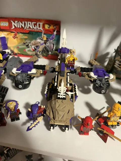 LEGO NINJAGO Condrai Copter Attack 70746 Aircraft with 3 Minifigures