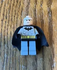LEGO Batman 7779/7780/7782 Batman Minifigure bat001 READ DESCRIPTION