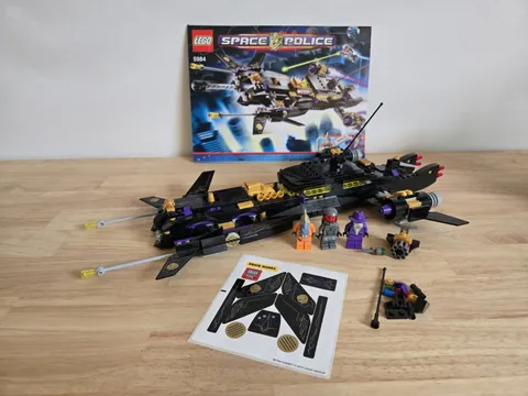 LEGO Space Police III (5984) - Lunar Limo. 100% complete, see description.