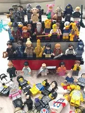 LEGO Minifigure And Parts Lot