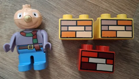 Lego Duplo Bob The Builder Naughty Spud the Scarecrow Figure & Brick Pieces