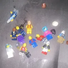 LEGO Minifigure Lot - Assorted Mixed Figures, Parts & Accessories (Plastic)