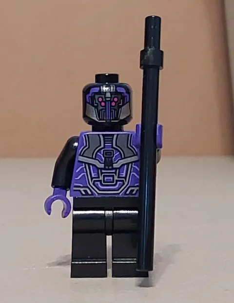 LEGO Marvel Thor Ragnarok Arena Clash (Set #76088)  Sakaarian Guard Minifigure