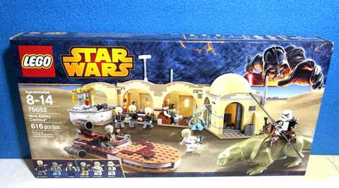 LEGO Star Wars Mos Eisley Cantina 75052 *NEW Episode IV A New Hope Greedo 2014