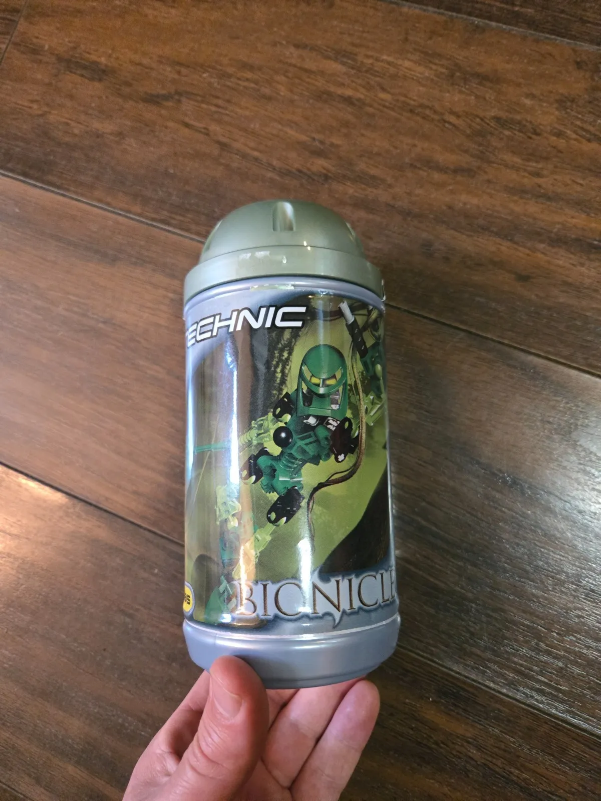 LEGO BIONICLE: Lewa (8535), USED, Complete Set with Can/Instructions/Poster