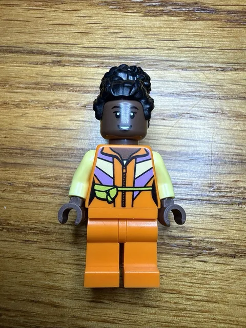 LEGO A Minecraft Movie Dawn Real Estate Agent Danielle Brooks Minifigure
