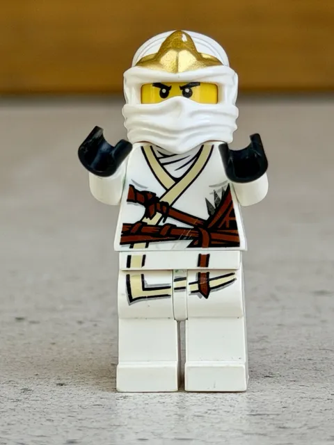LEGO Ninjago Minifigure Zane ZX 9440 9445 9449 9554 njo0031 njo031 (torso crack)