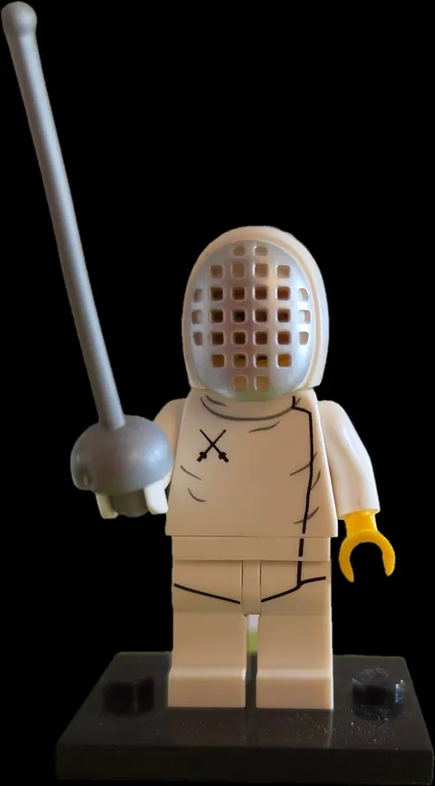 LEGO 71008 Collectible Minifigures Series 13 Fencer B1A02