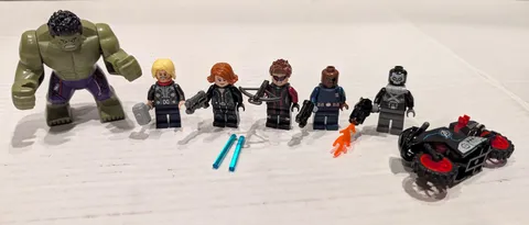 LEGO Avengers Lot of 6 - Hulk Thor Black Widow Hawkeye Nick Fury Crossbones