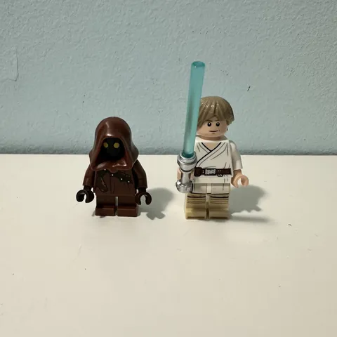 LEGO Luke’s Landspeeder 75420 Luke Skywalker Jawa Only Figures 