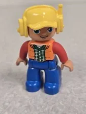 Lego Duplo Town Figure Construction Worker Yellow Hat Free Shipping 