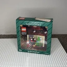 Used LEGO By The Fireplace 6490363 Barnes & Noble Christmas Promo Set 