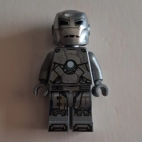 LEGO Iron Man Mk1 Minifigure Minifig Silver/Gray Armor Robot Figure Plastic