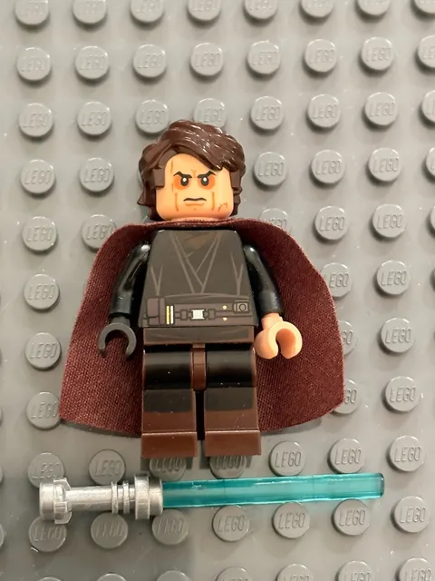LEGO Star Wars Anakin Skywalker Sith Face With Cape sw0419 Minifigure 9526