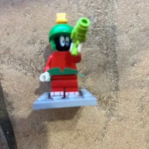 Lego Looney Tunes (collt-10) 71030 CMF Minifigure -Marvin the Martian