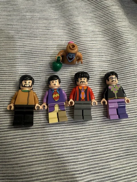 LEGO Beatles minifigures - full set - amazing condition, barely used
