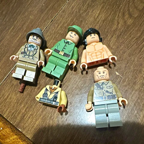 LEGO Indiana Jones Minifigure Assortment Lot with Accessories muscle torso